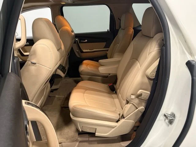 Used 2011 White GMC Denali image 27