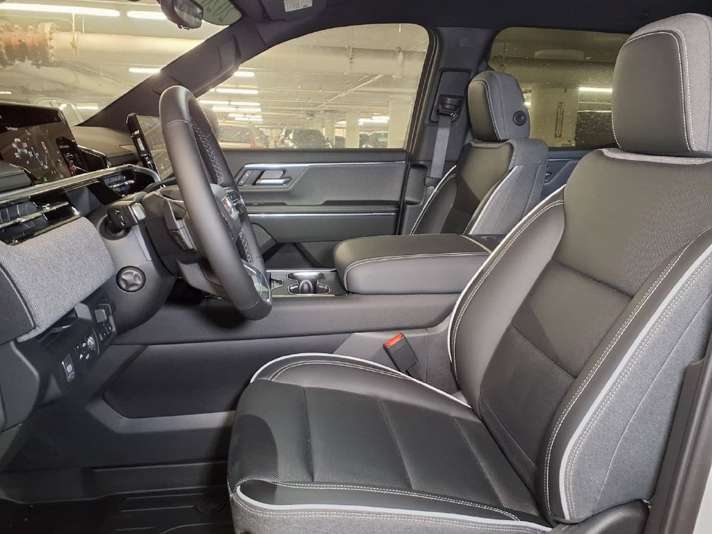 New 2026 Summit White GMC Elevation Extended Range image 15