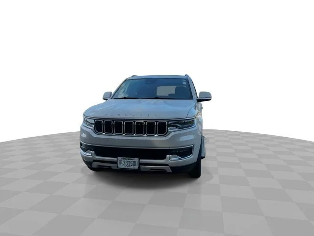 Used 2022 White Jeep Series III image 3