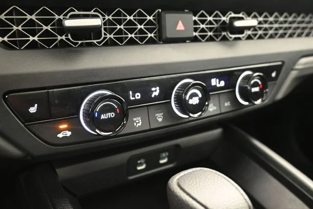 2025 Honda Accord SE - Photo 32