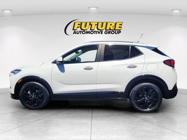 Used 2024 White Buick Sport Touring image 6