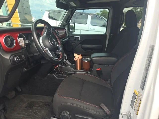 Used 2023 White/off-white Jeep Rubicon image 8