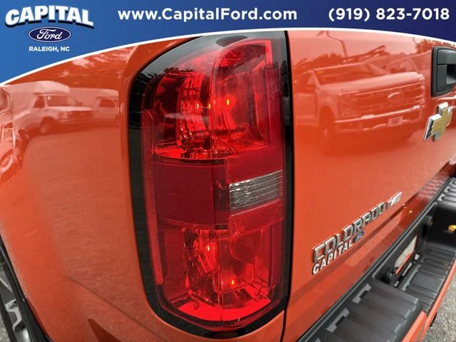 Used 2019 Orange Chevrolet Z71 image 15