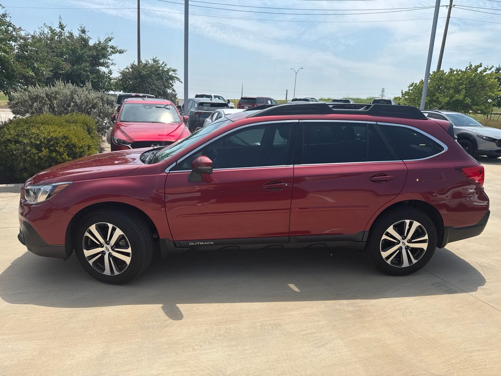 Used 2018 Crimson Red Pearl Subaru 2.5i image 8