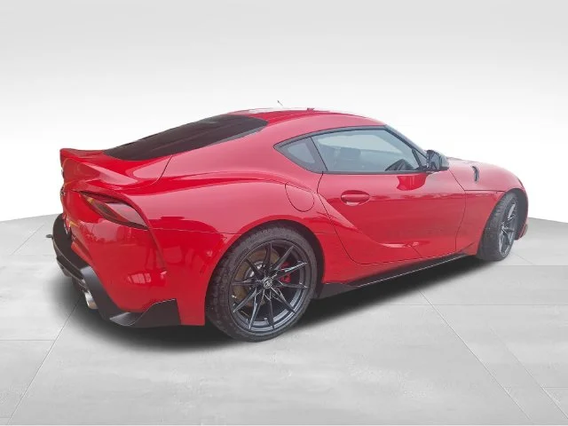Used 2026 Red Toyota 3.0 image 7