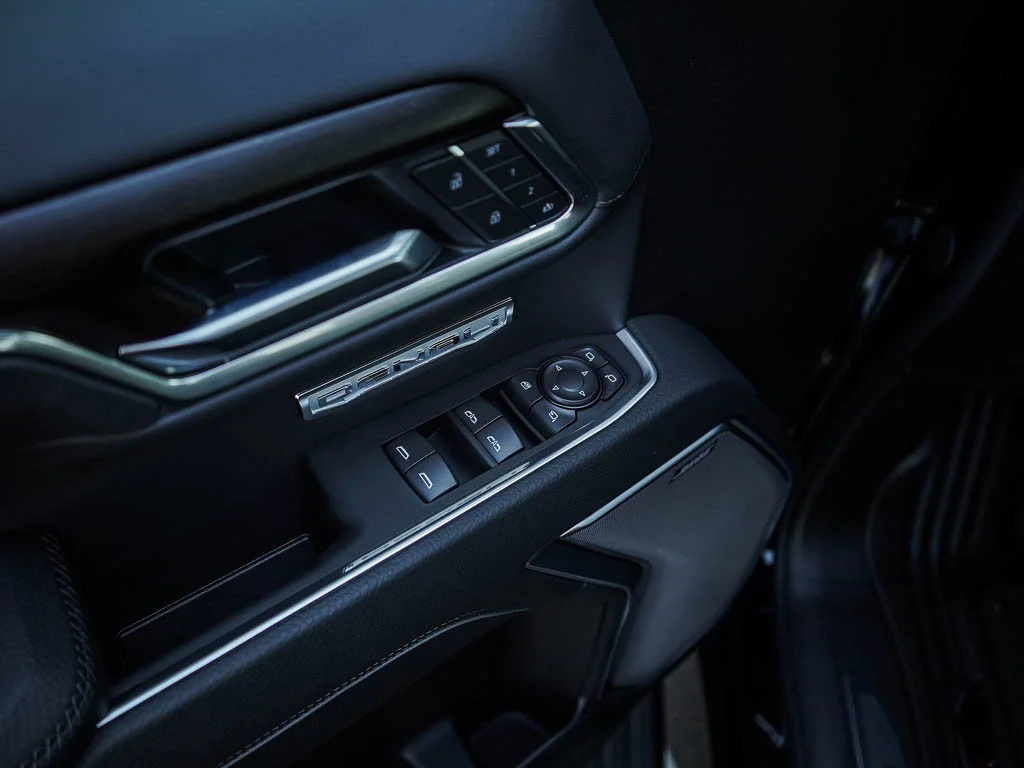 New 2026 Glacier White Tricoat GMC Denali image 17
