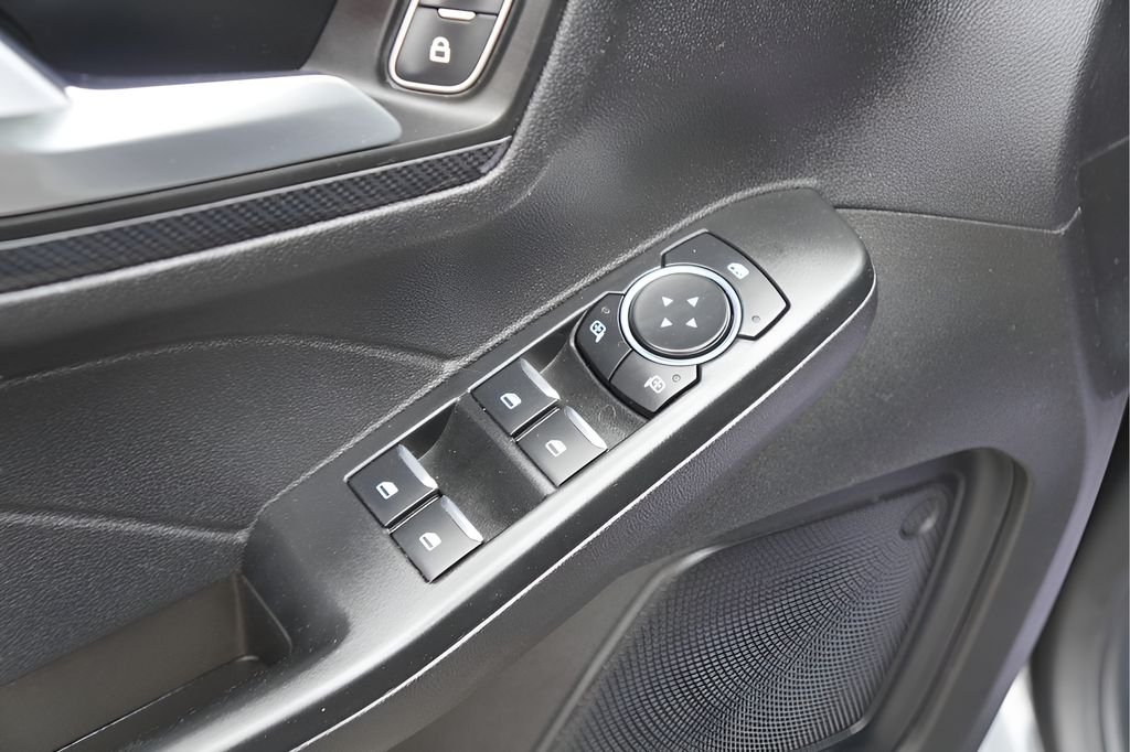 Used 2025 Gray Metallic Ford ST-Line image 16