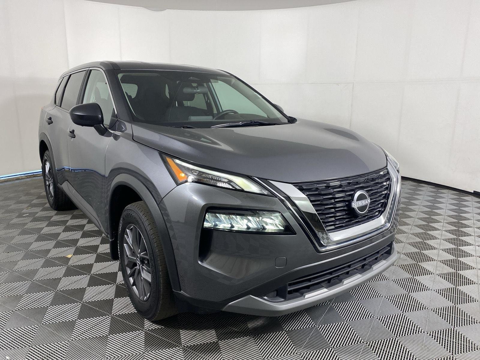 Used 2023 Gun Metallic Nissan S image 10