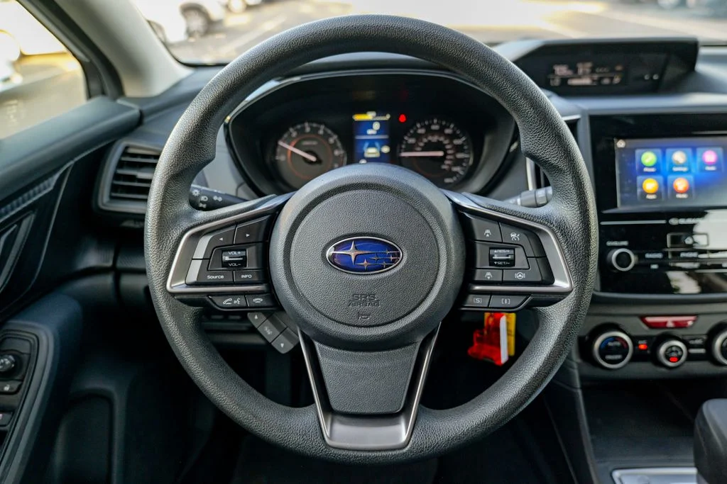 Used 2023 Ice Silver Metallic Subaru Base image 39