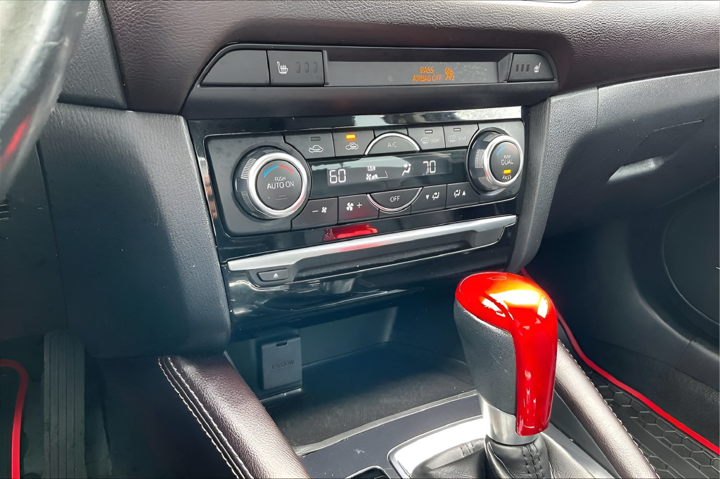 Used 2017 Red Mazda Grand Touring image 22