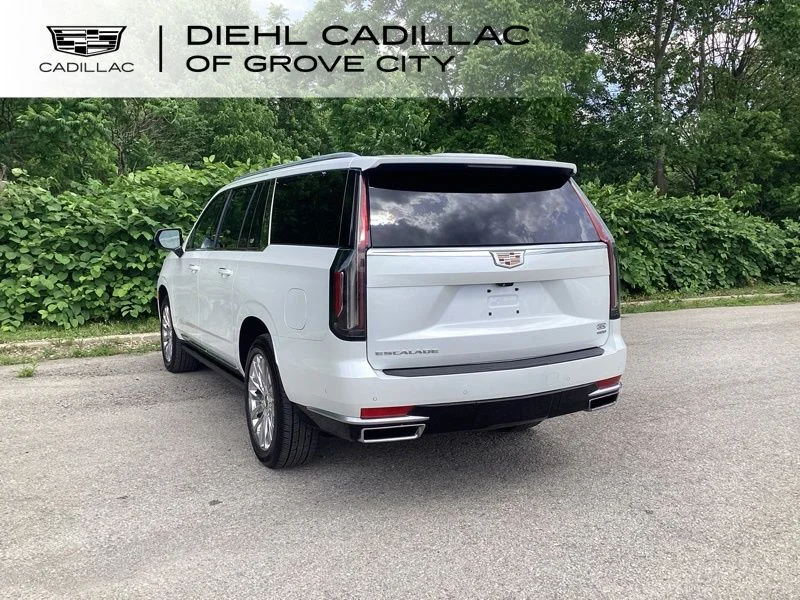 Used 2023 White Cadillac Premium image 5