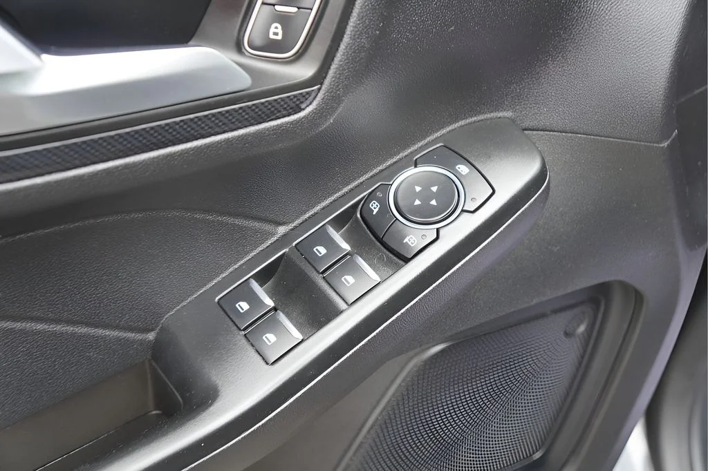 Used 2025 Gray Metallic Ford ST-Line image 16