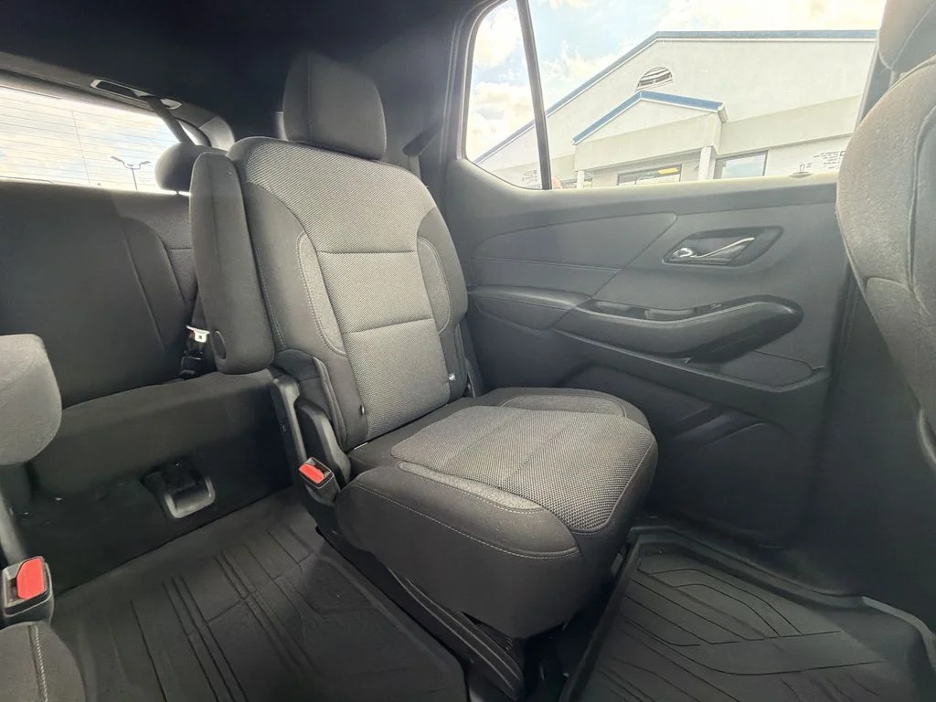Used 2023 Gray Chevrolet LT image 14