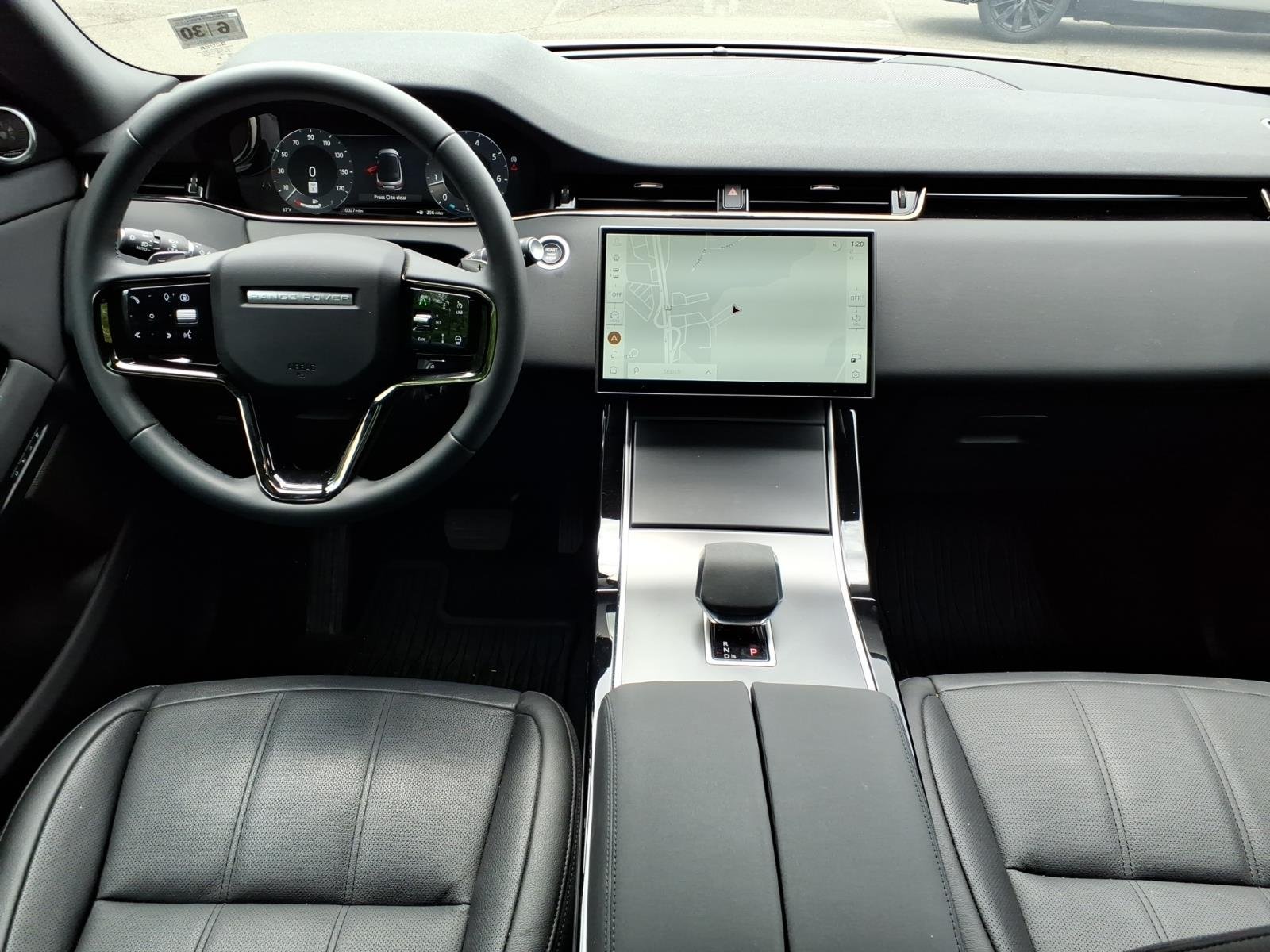 Certified Used 2026 Fuji White Land Rover S image 4