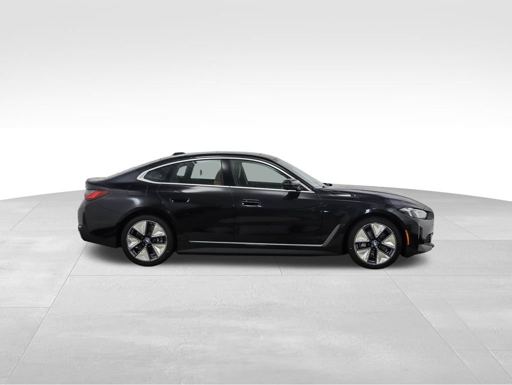 2025 BMW i4 40 - Photo 6