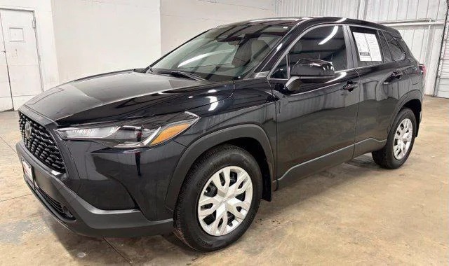 Used 2025 JET BLACK Toyota  image 3