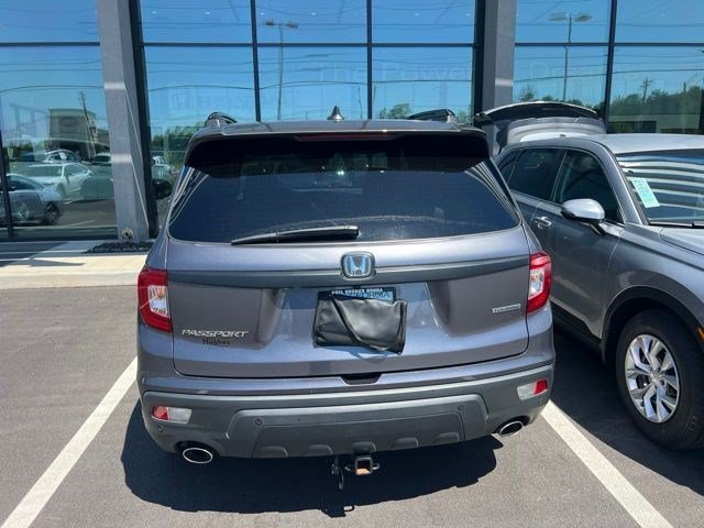 Used 2020 Modern Steel Metallic Honda Touring image 8