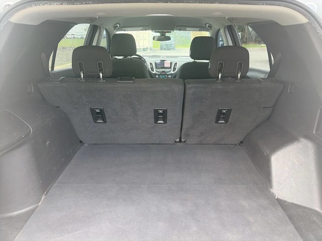 Used 2019 Silver Chevrolet LT image 7