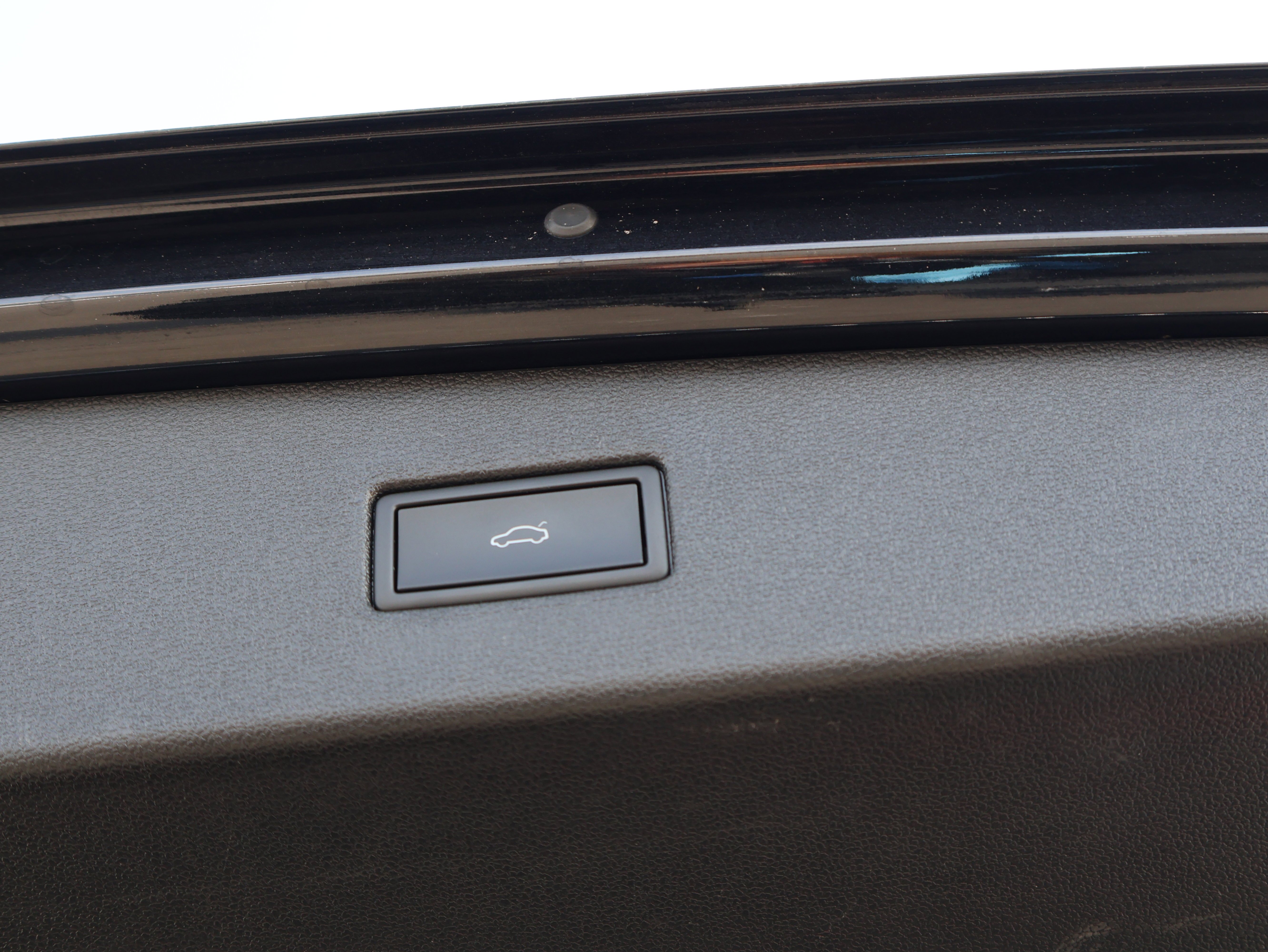 2022 Volkswagen Tiguan SE - Photo 20