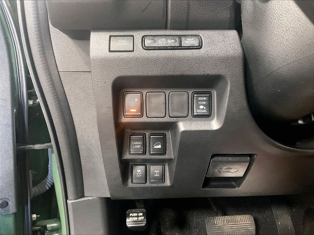 Used 2023 Green Nissan PRO-4X image 25