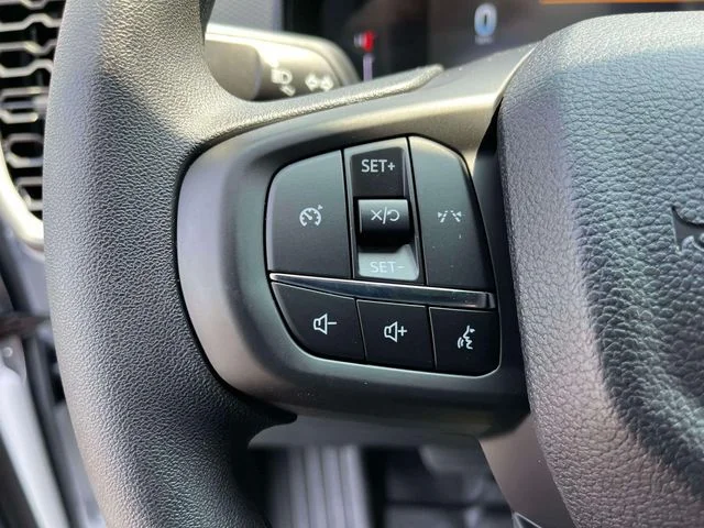 New 2026 Oxford White Ford XL image 24