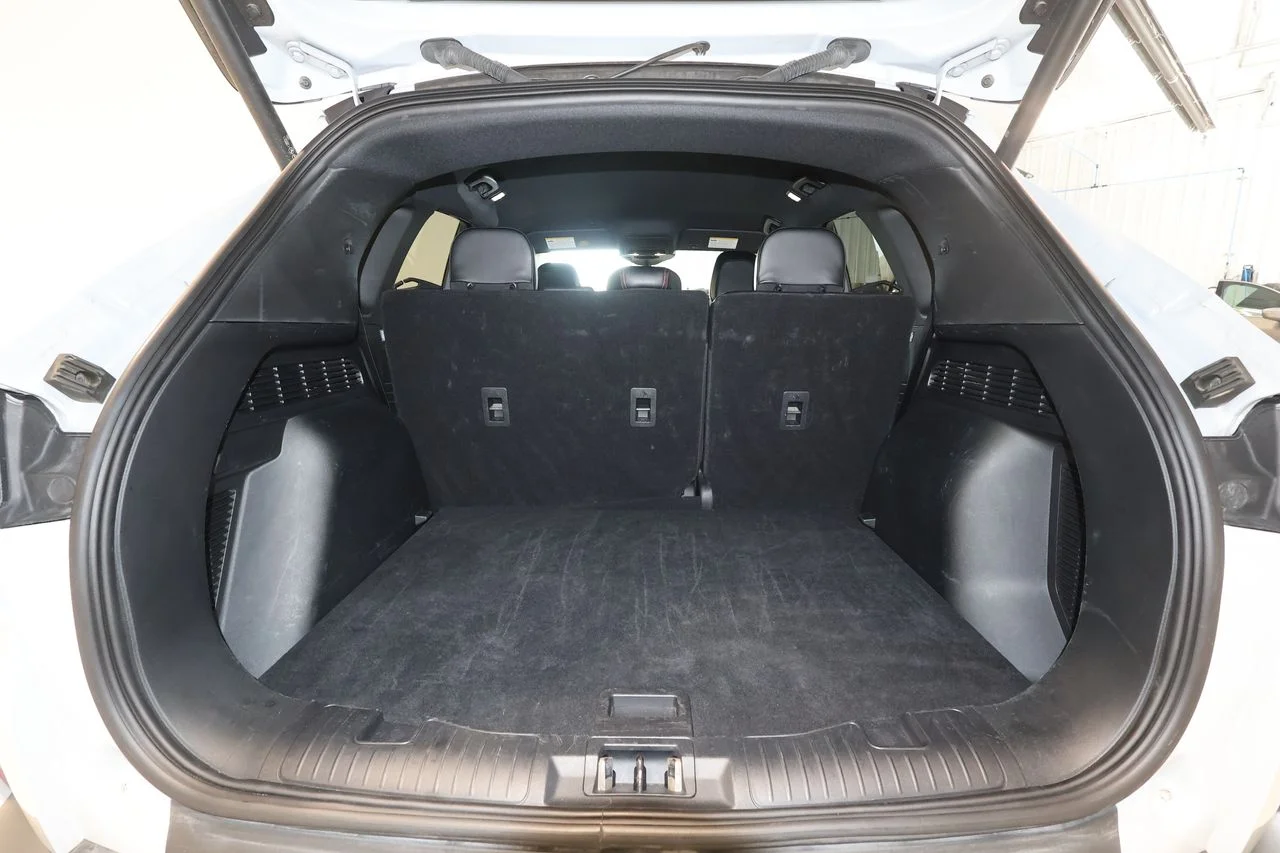Used 2025 Silver Ford ST-Line Select image 24