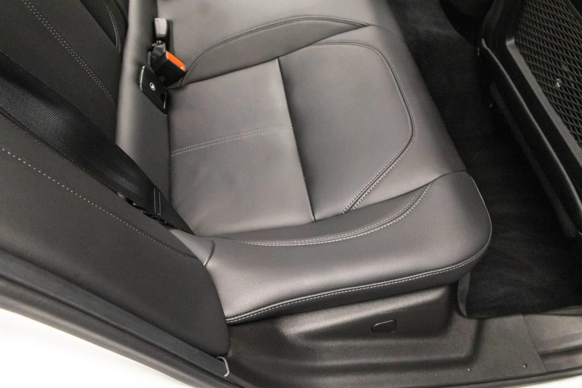 Used 2022 White Alfa Romeo Ti image 36