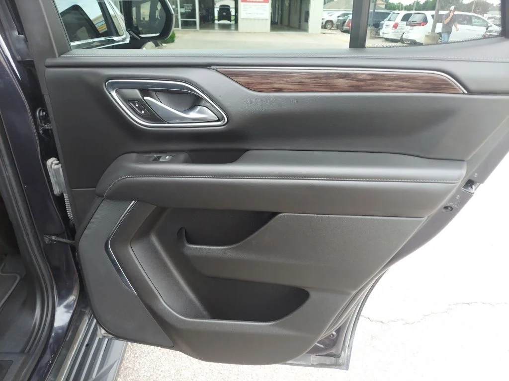 Used 2023 Gray Chevrolet Commercial Flee image 35