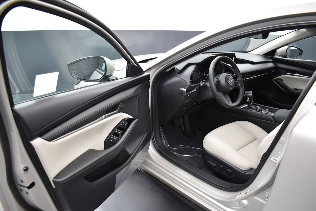 New 2026 Platinum Quartz Metallic Mazda 2.5 S Preferred image 5