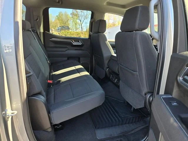 Used 2025 Gray Chevrolet LT image 19