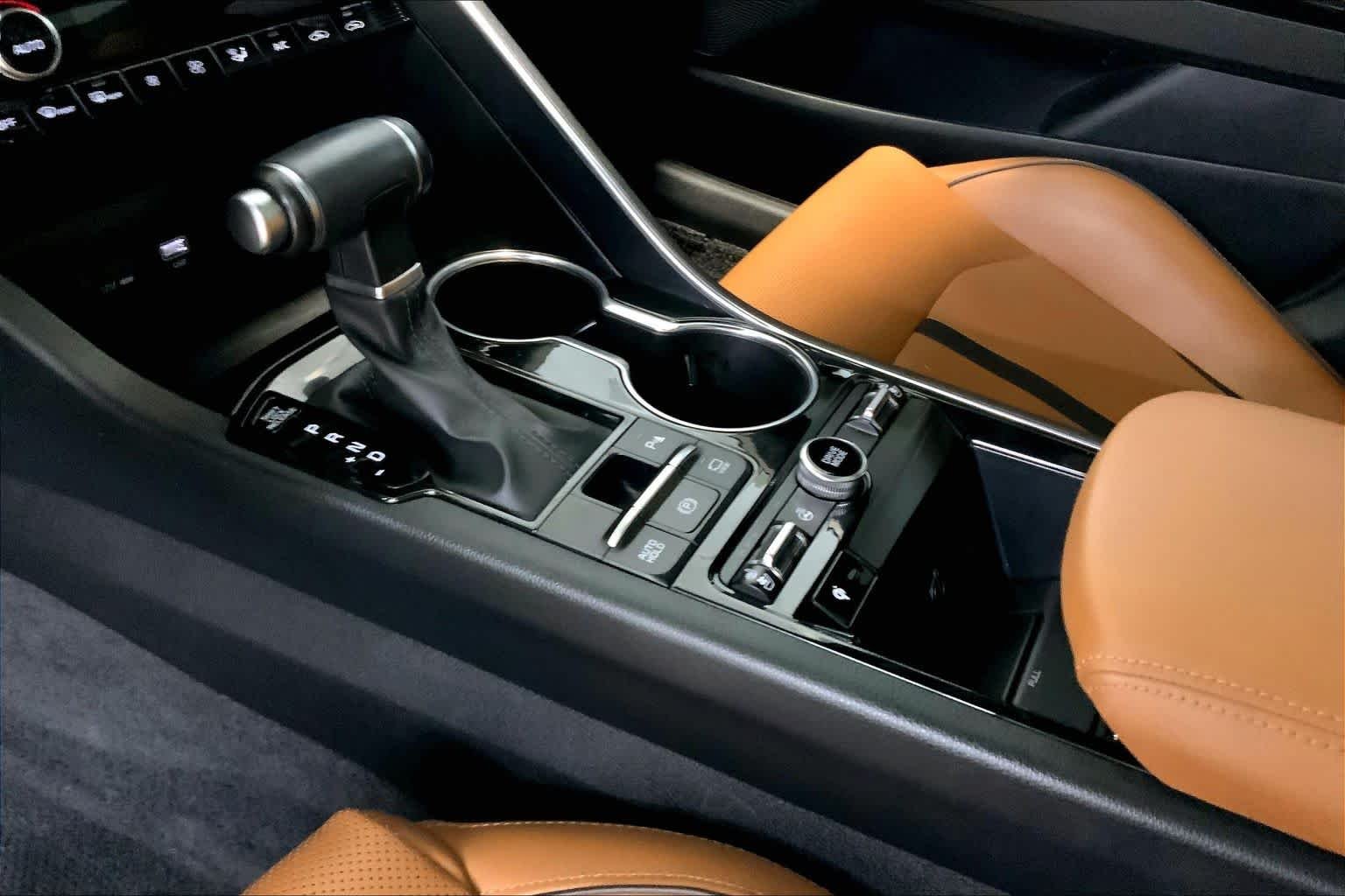 Used 2022 Ebony Black Kia GT image 15