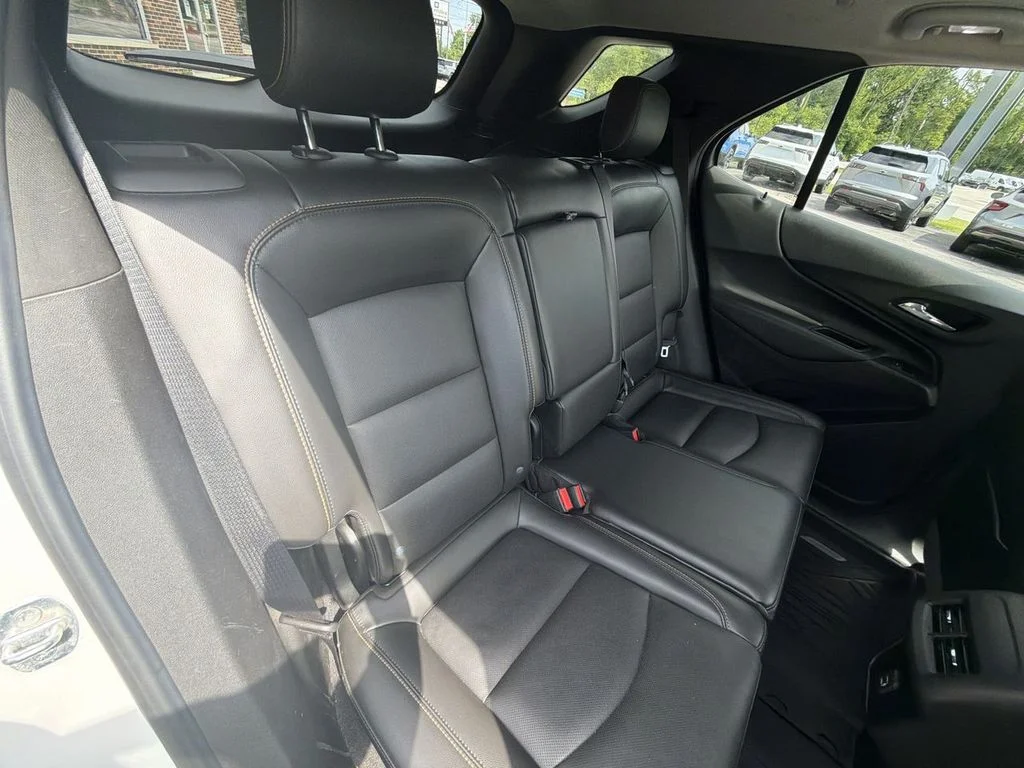 Used 2020 White Chevrolet LT image 26