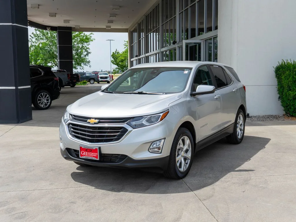 Used 2021 Silver Chevrolet LT image 3