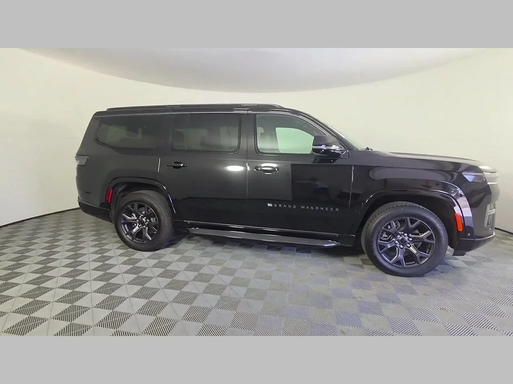 New 2026 High Gloss Black Exterior Paint Jeep Limited Altitude image 22