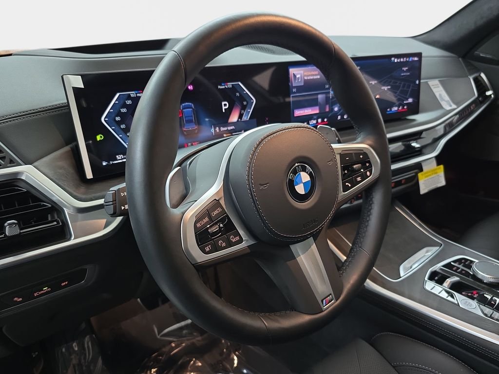 Used 2026 Black Sapphire Metallic BMW xDrive40i image 19