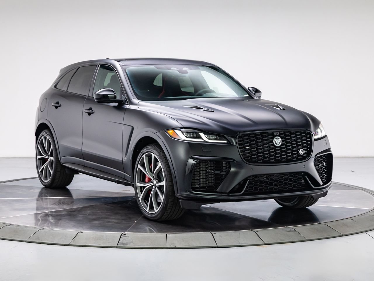 2026 Jaguar F-Pace SVR - Photo 7