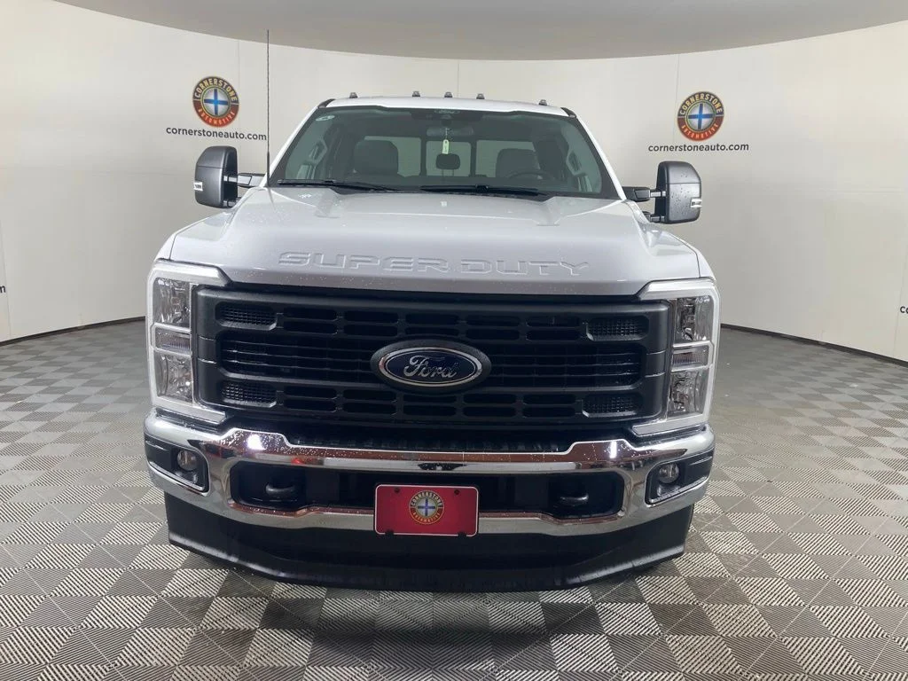 2026 Ford F-350 Super Duty XL - Photo 18