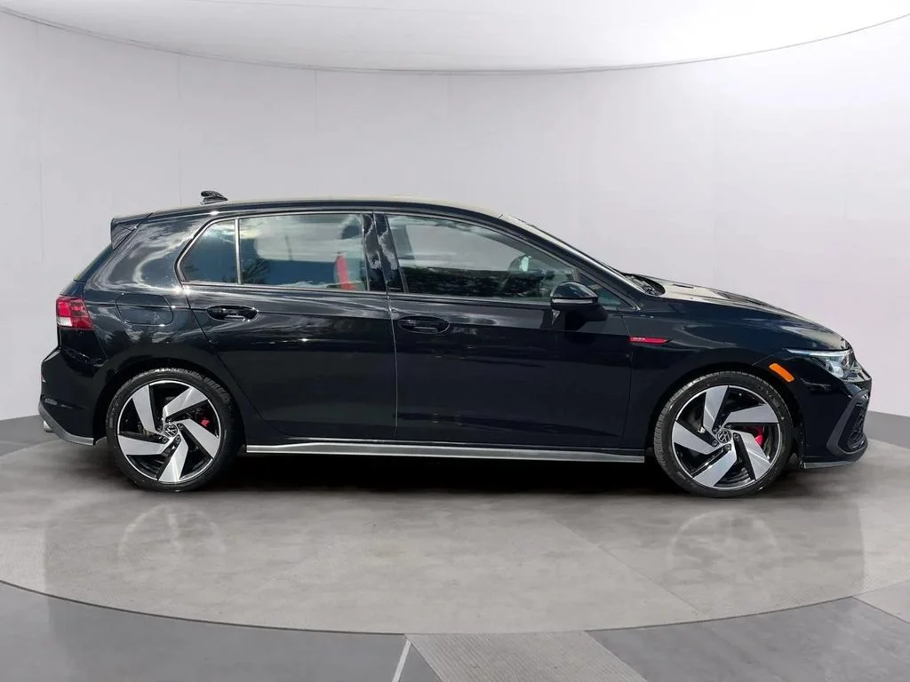 Used 2024 Mythos Black Metallic Volkswagen 2.0T S image 6