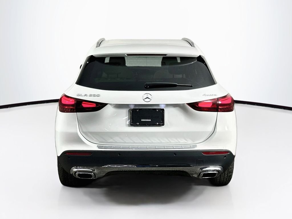 New 2026 Polar White Mercedes-Benz GLA 250 image 6
