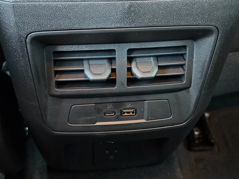 New 2026 Summit White GMC Elevation image 13