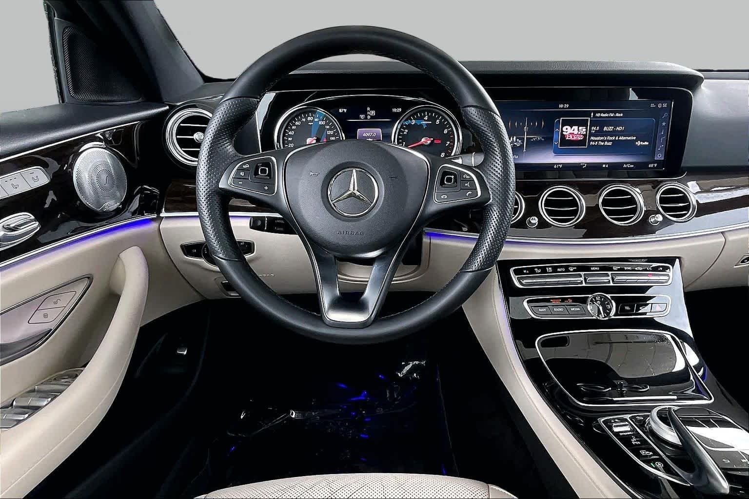 Used 2017 designo Diamond White Metallic Mercedes-Benz E 300 Sport image 6