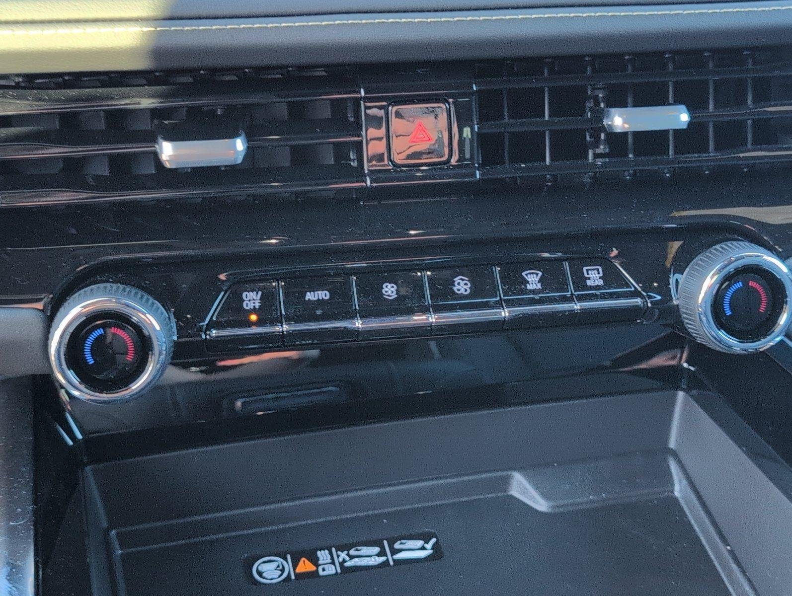2026 Chevrolet Suburban Premier - Photo 21