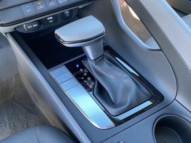 New 2026 Serenity White Hyundai SE image 24