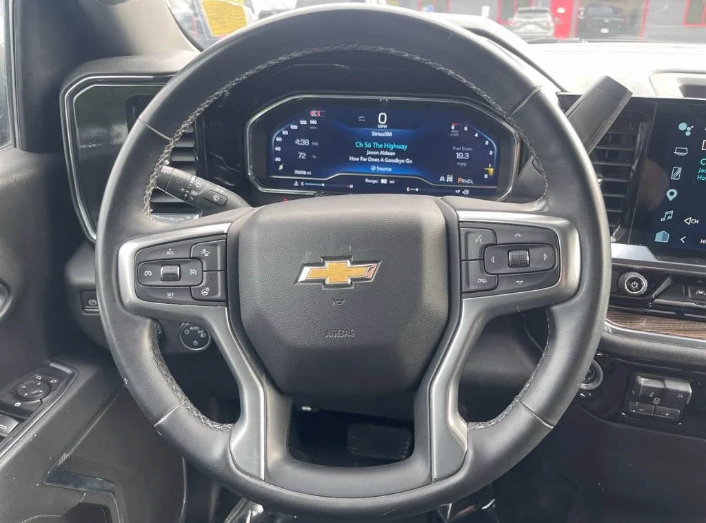 Used 2024 Black Chevrolet LT image 20