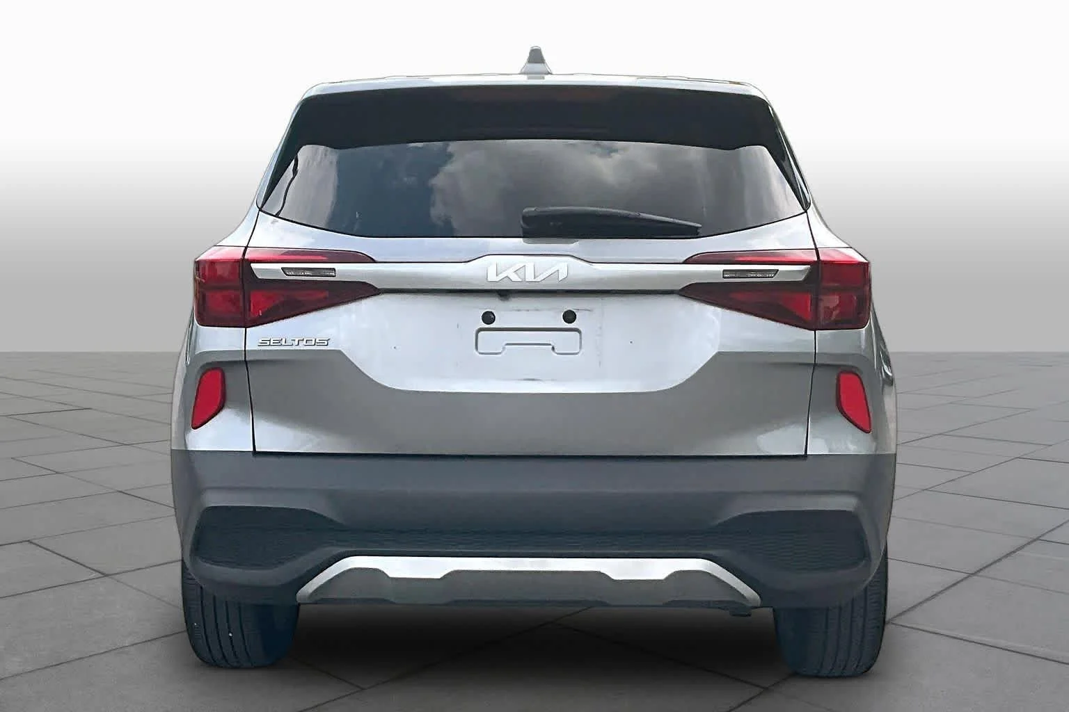 Pre-Owned 2023 Kia Seltos LX