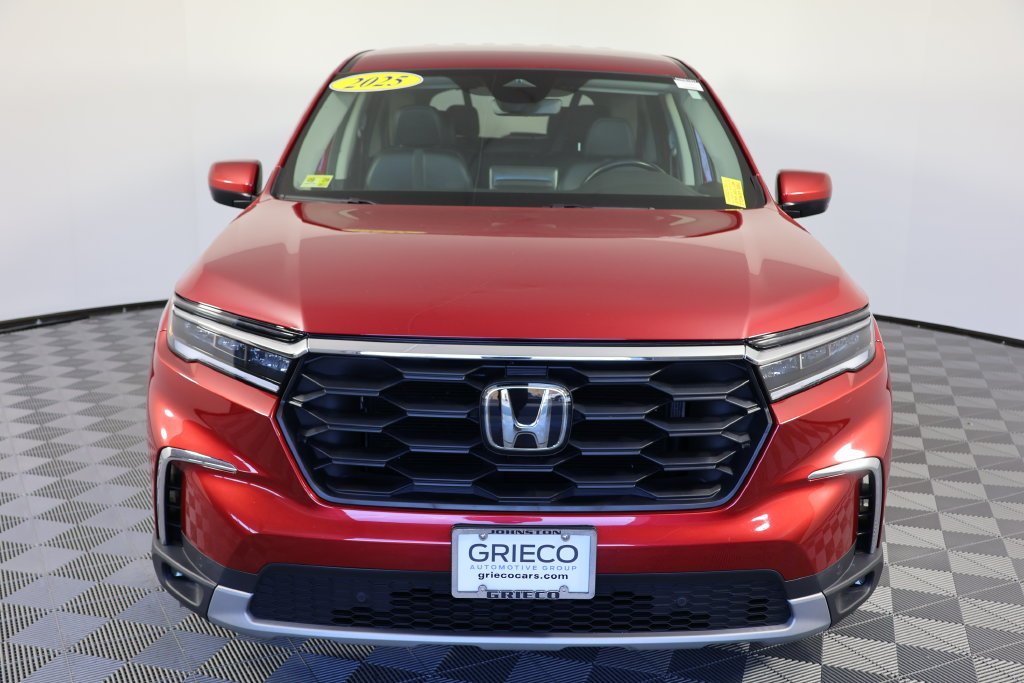 Used 2025 Radiant Red Metallic II Honda EX-L image 3