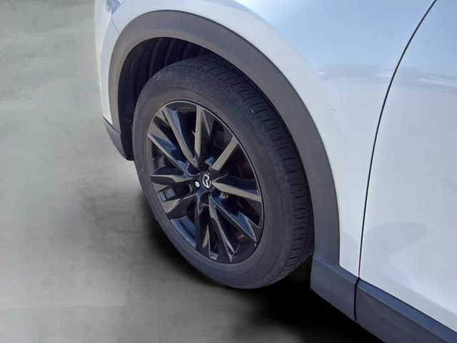 Used 2023 White Mazda Touring Plus image 27