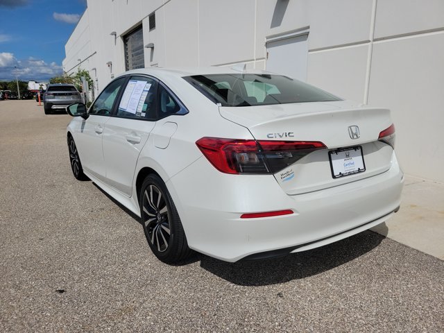 Certified Used 2024 Lunar Silver Metallic Honda 1.5T 4D EX image 4