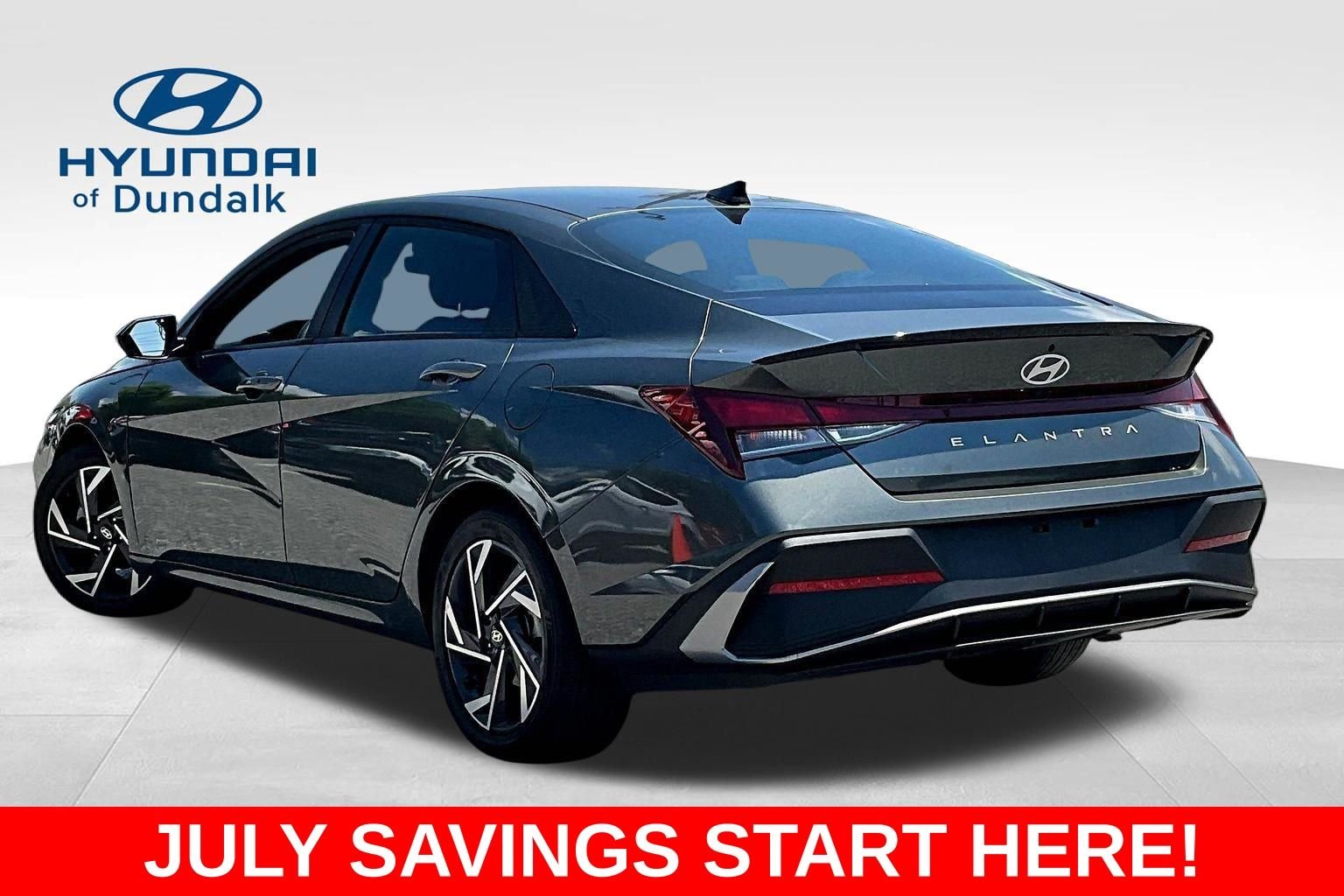 Used 2025 Gray Hyundai SEL Sport image 5