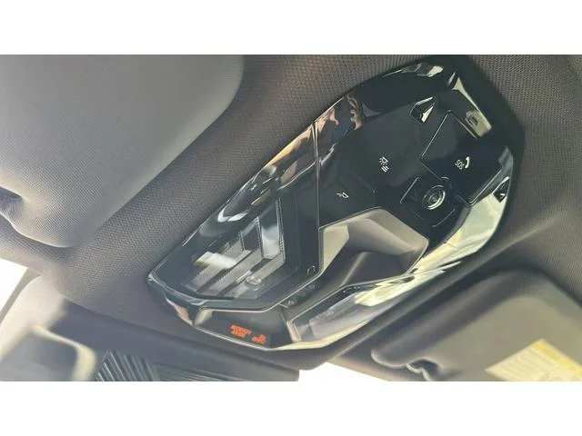 2026 BMW X3 30 - Photo 21